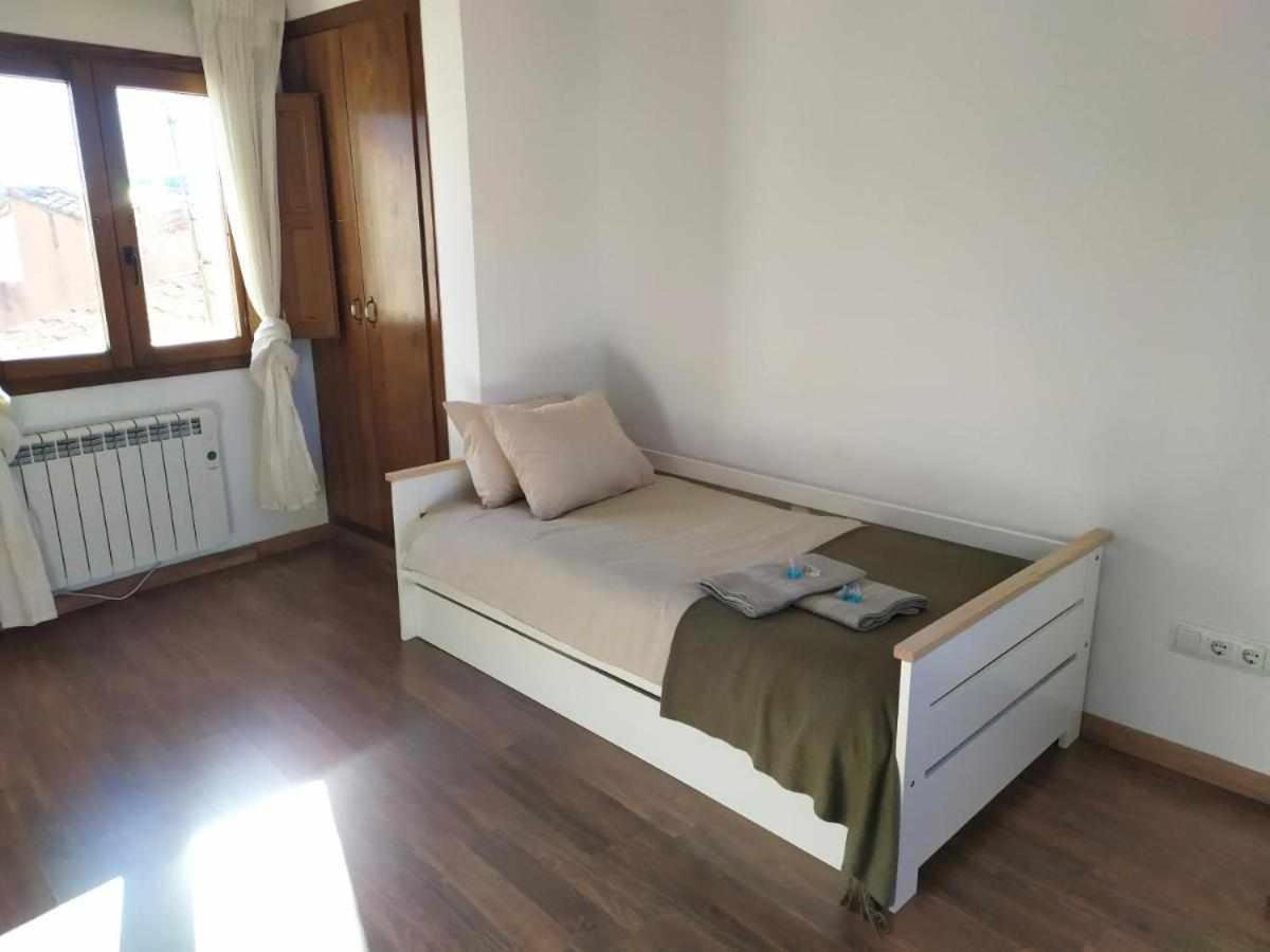 Apartamentos Casa Meme Мора де Рубиелос Екстериор снимка